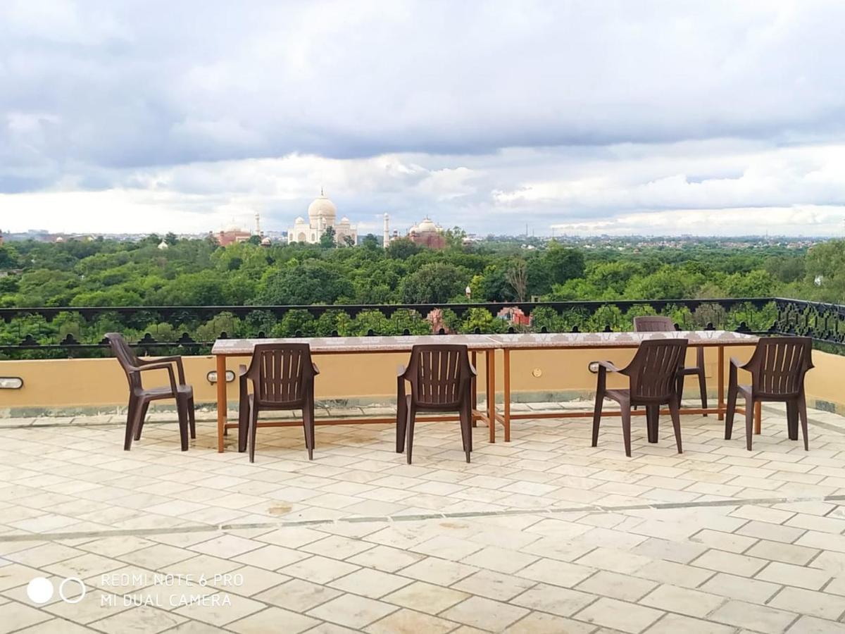 Hotel Taj Plaza, Vip Road, Agra Agra  Exteriör bild