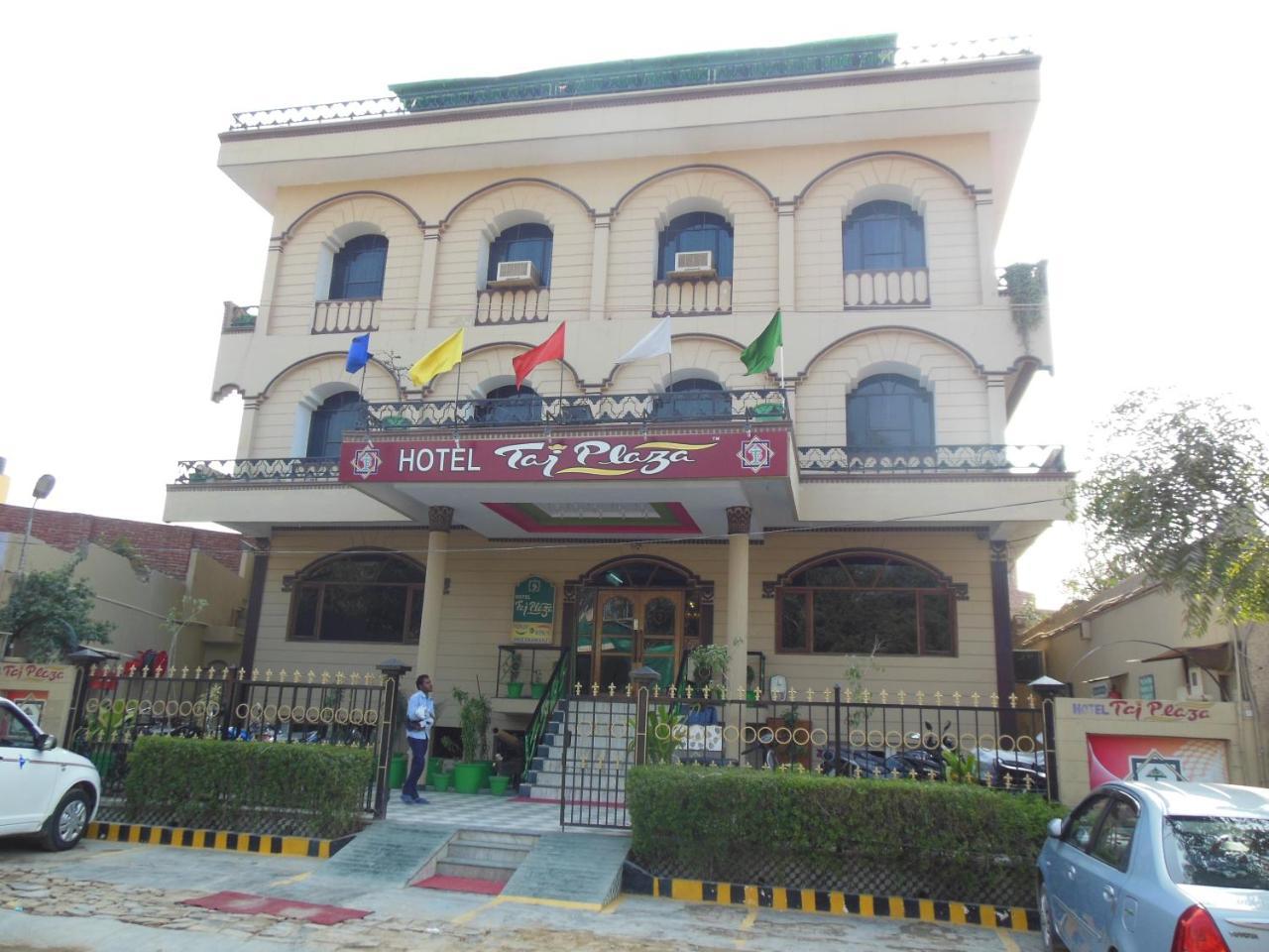 Hotel Taj Plaza, Vip Road, Agra Agra  Exteriör bild